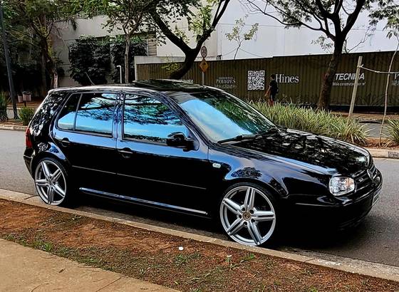 VOLKSWAGEN GOLF 1.8 MI GTI 20V 180CV TURBO GASOLINA 4P MANUAL VOLKSWAGEN GOLF 1.8 MI GTI 20V 180CV TURBO GASOLINA 4P MANUAL